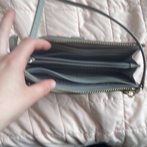 Kate Spade Grey Crossbody Wallet USED - Picture 4 of 5